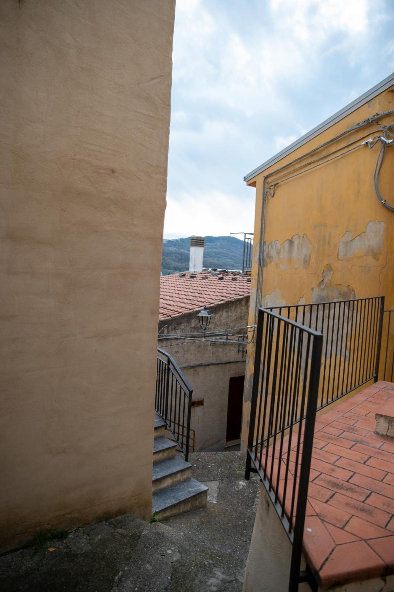 Dimora Del Borgo Affittacamere Sangineto Esterno foto